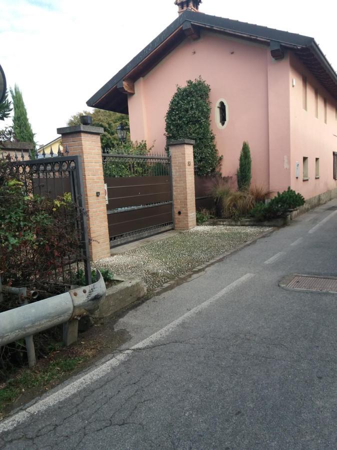 Il Cortiletto Bed and Breakfast Quartiano Buitenkant foto