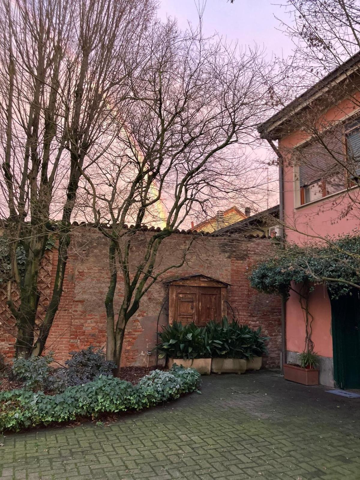 Il Cortiletto Bed and Breakfast Quartiano Buitenkant foto